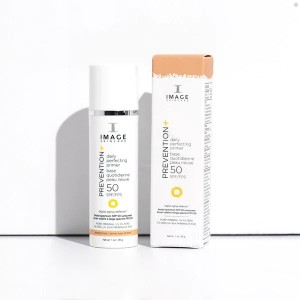 Prevention+ Daily Perfecting Primer SPF 50